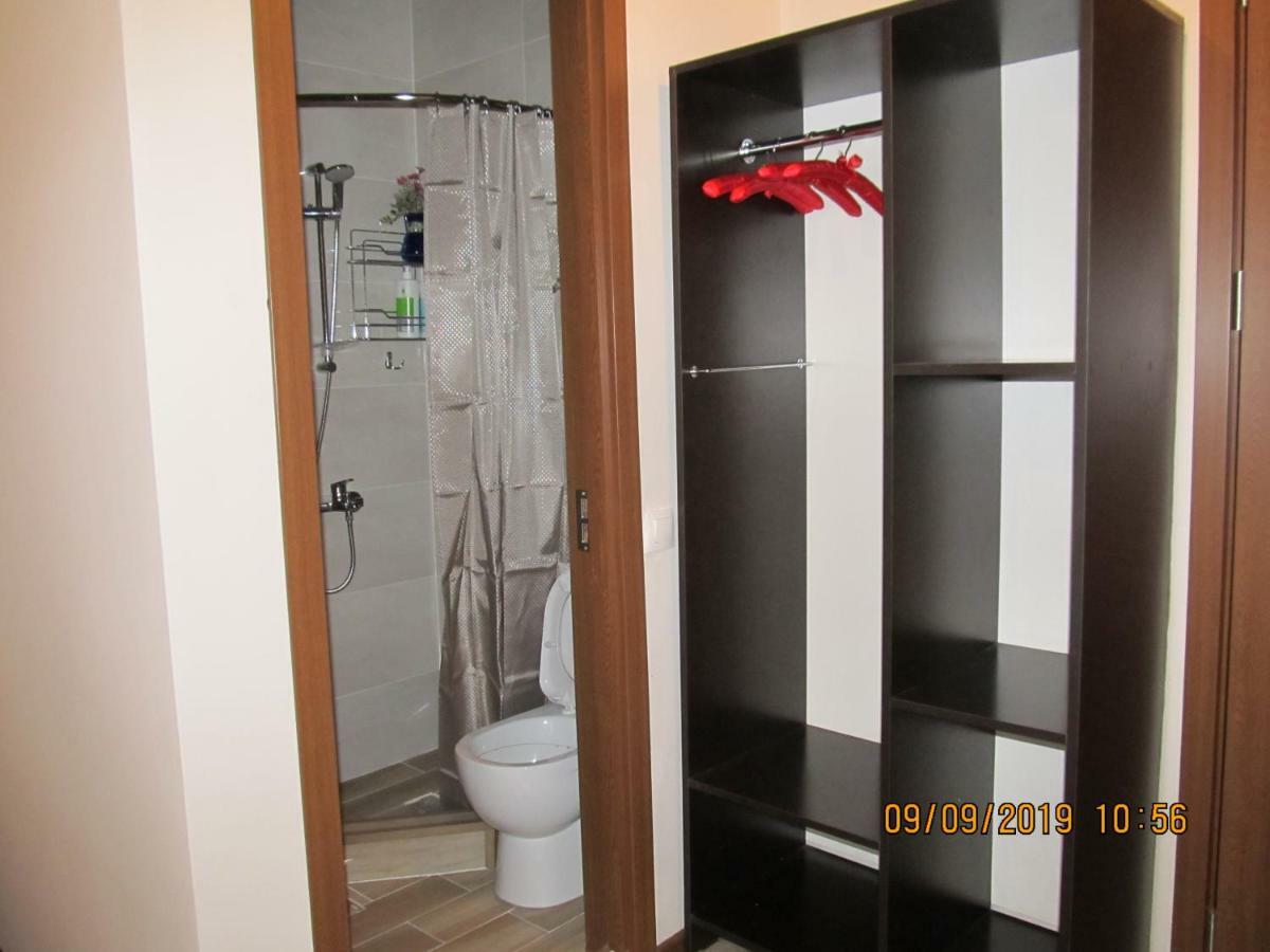 Guest House Lion Tbilisi ภายนอก รูปภาพ